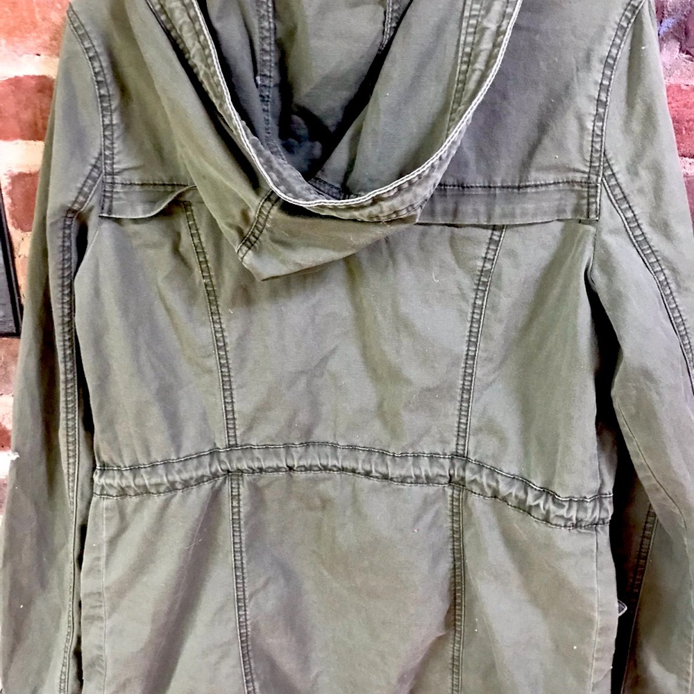 Jacket - Picture 4 of 4